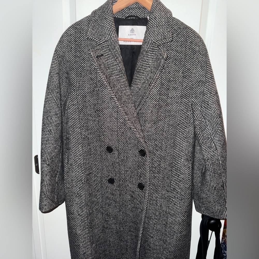 Aritzia slouch in herringbone Black and white wool Coat - Picture 5 of 14